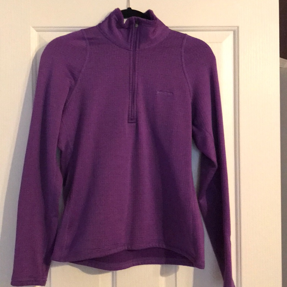 Patagonia Small  purple 1/4 R1